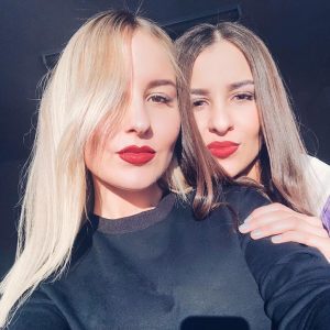  Radmira e Sofiya Mantuliny vão ser ‘backing singers’ de ZENA no ESC
