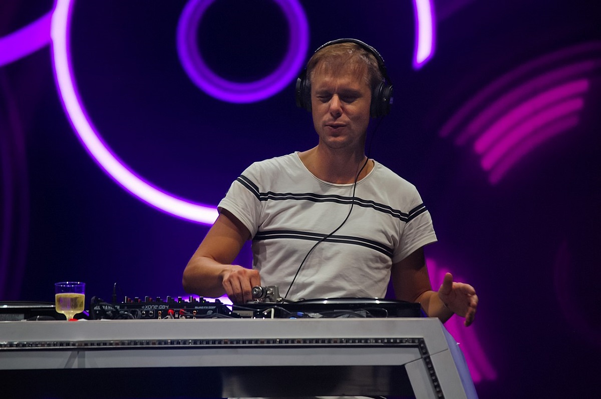  Canção de Armin van Buuren para a Eurovisão 2022 rejeitada