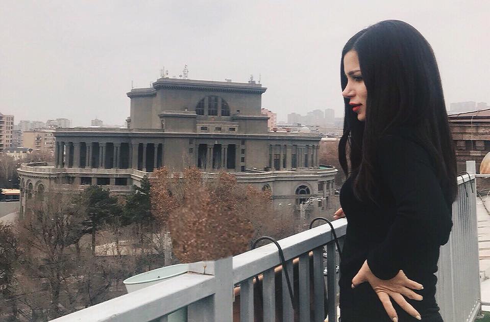  Emmy Bejanyan sugere que pode candidatar-se ao Depi Evratesil 2020 (Arménia)