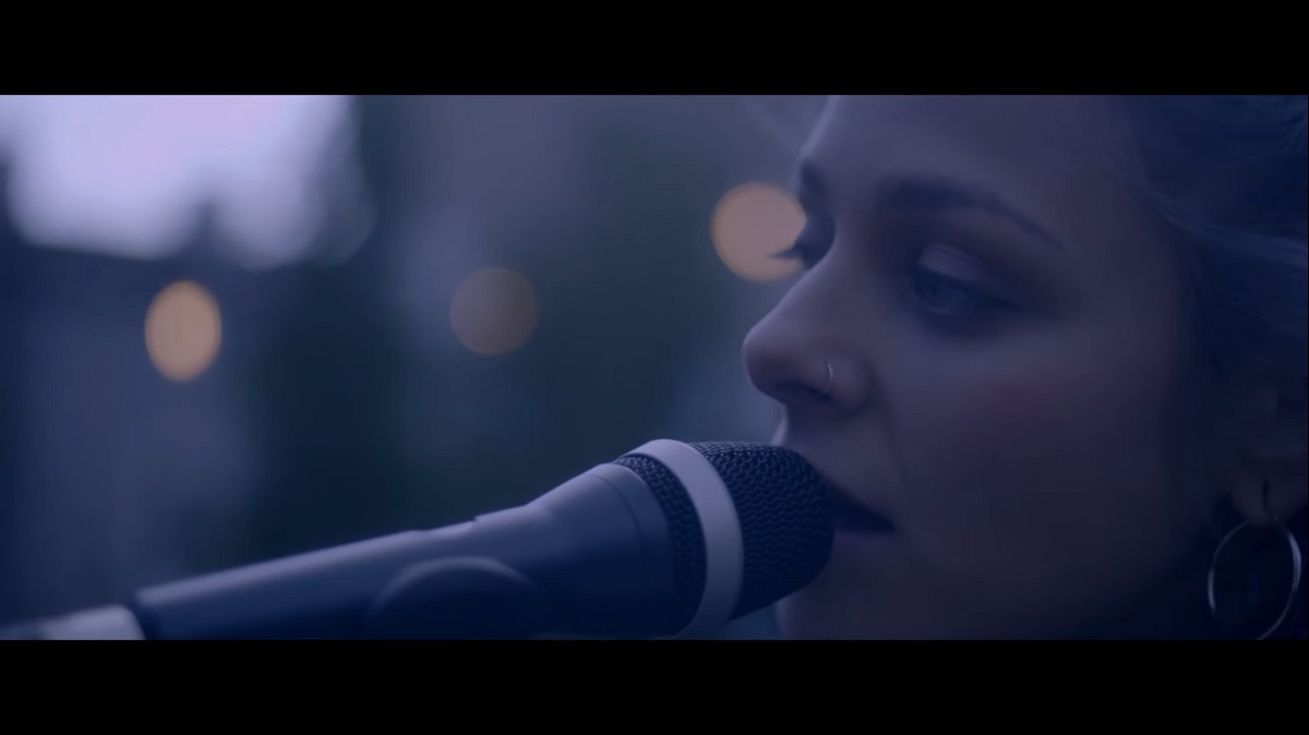  VÍDEO: VICTORIA lançou cover de Billie Eilish com fins de caridade